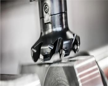 珩磨機磨頭往復運動穩定、規律